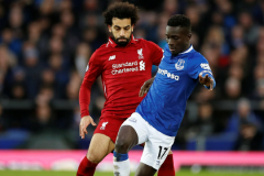 英超焦点战：曼联切尔西生死战，利物浦热刺巅峰对决，曼城利物浦再战巅峰