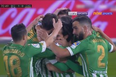 巴塞罗那4-0大胜毕尔巴鄂竞技，登贝莱莱万建功重返积分榜前列